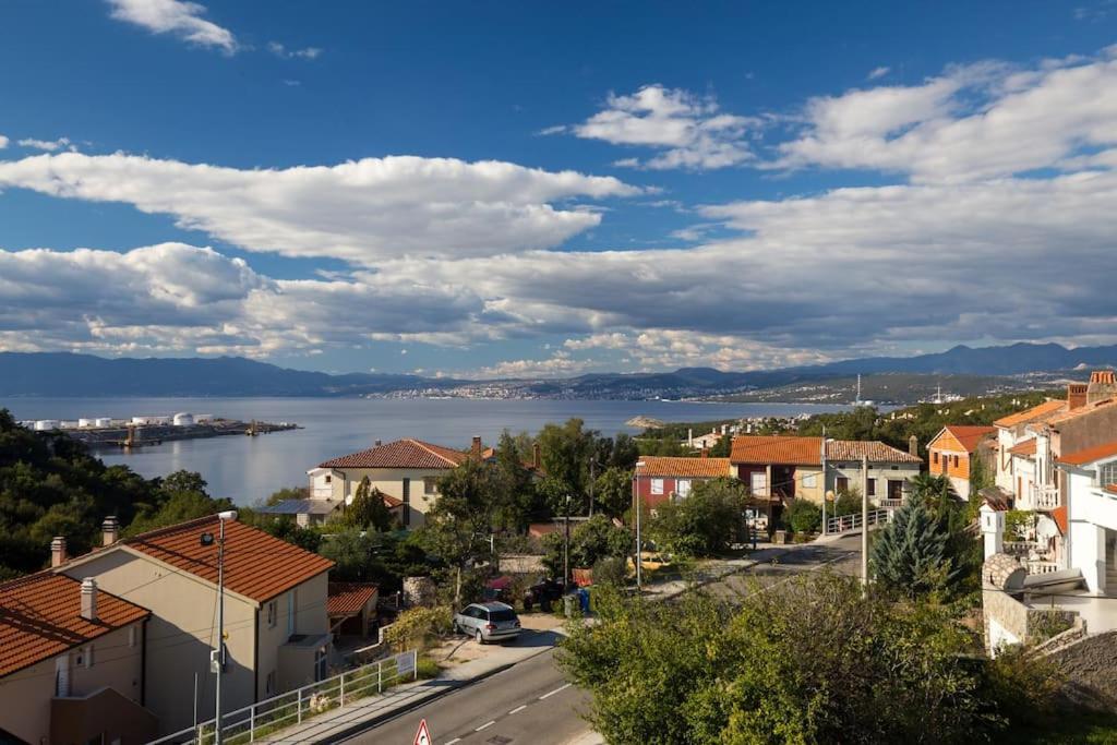 Villa Ajda - Green Room Omišalj Kültér fotó